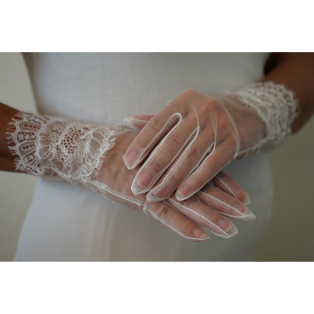 Lace & Tulle Short Gloves