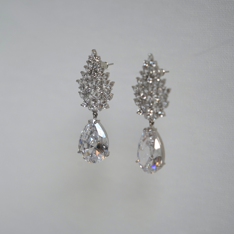 Tree Inspired Water Drop Earrings