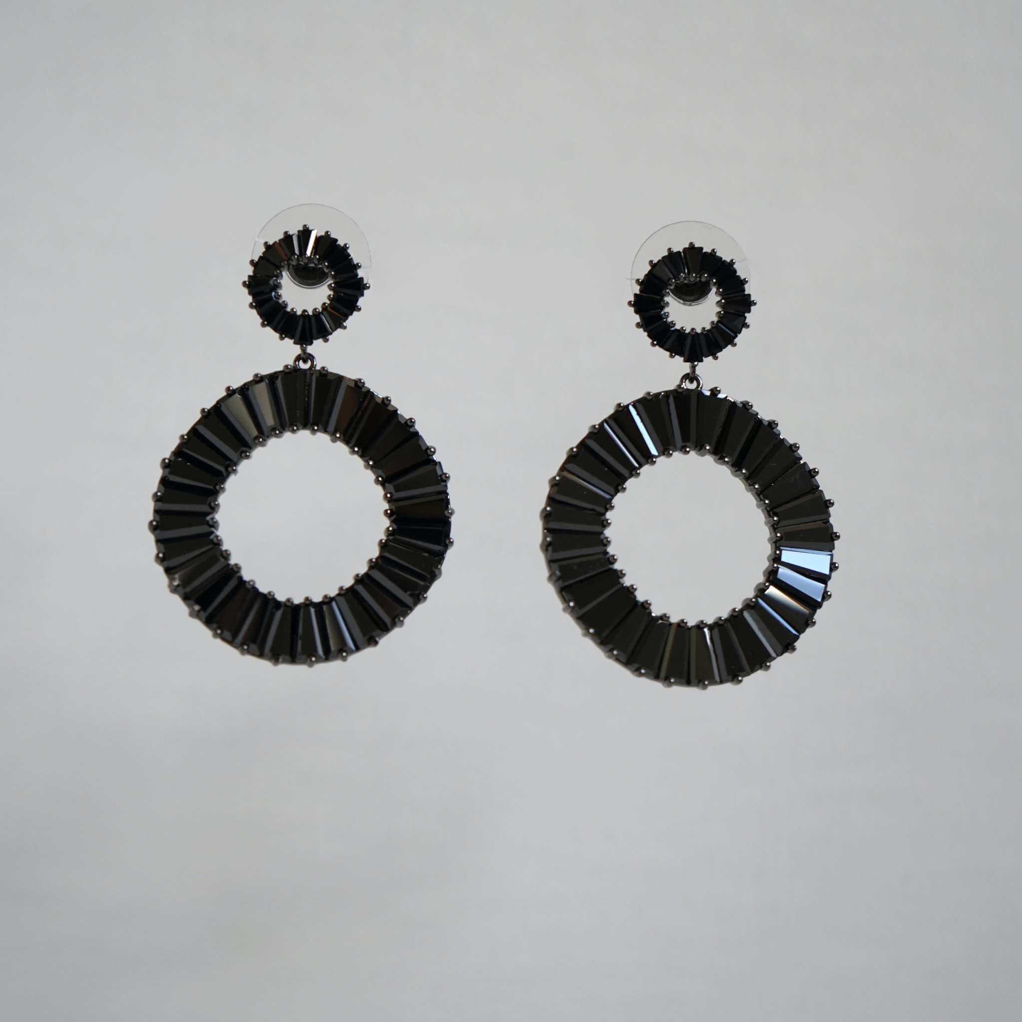 Double Circle Black Earrings