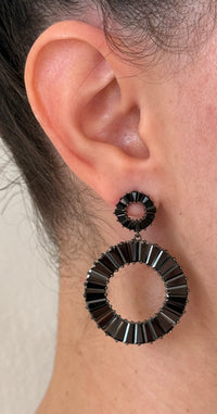 Double Circle Black Earrings