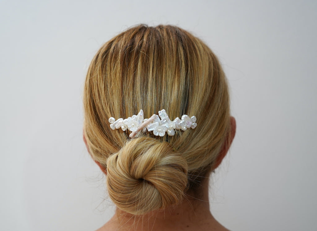 Barocco Floral Pearl Comb
