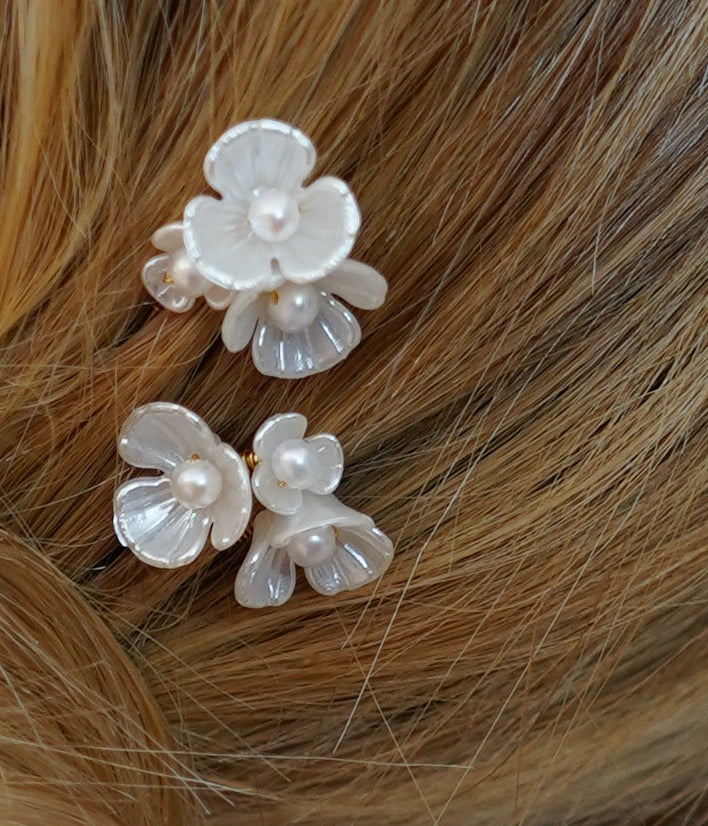 Floral Cluster Hairpins