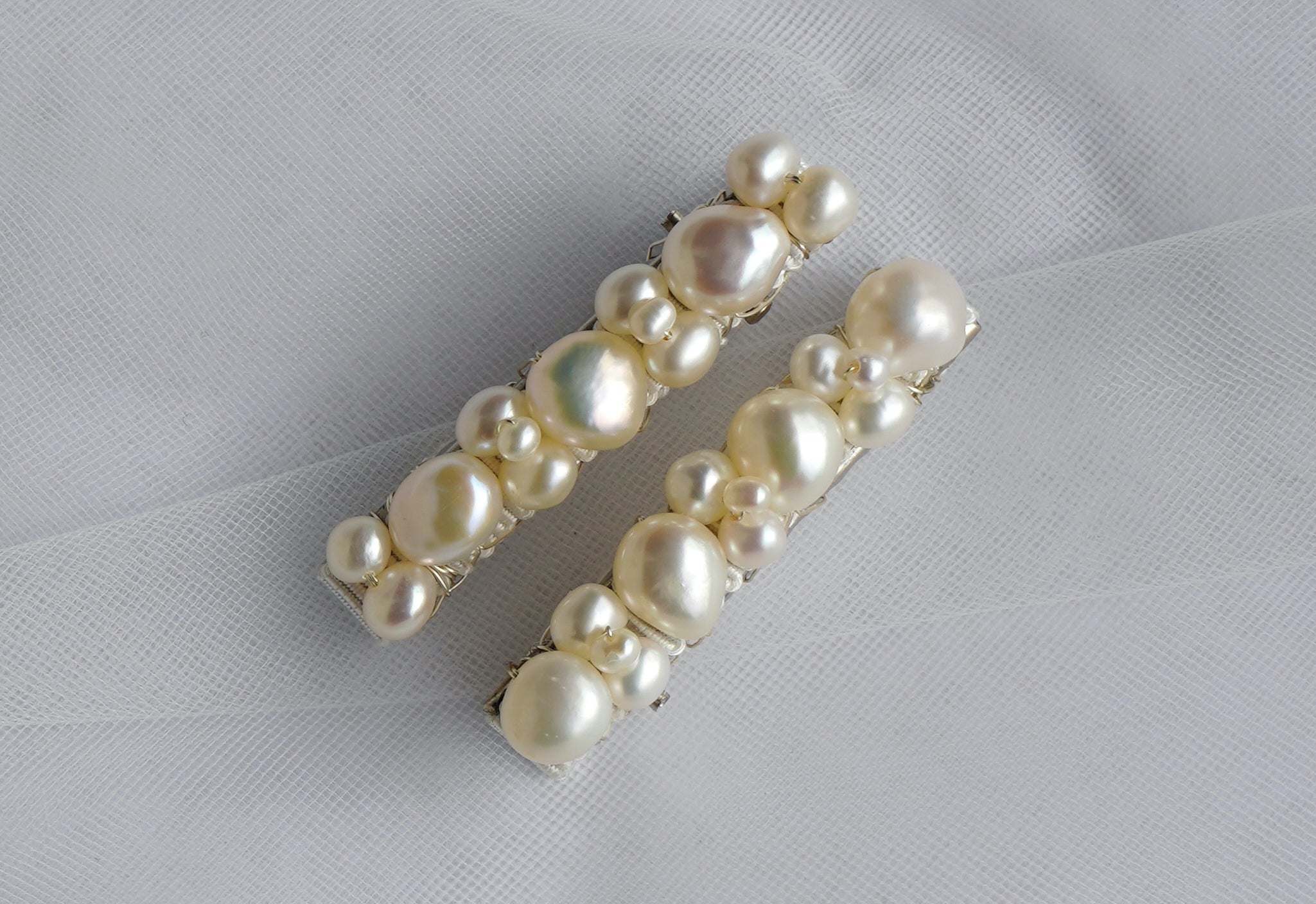 Pearl Cluster Barrette Set