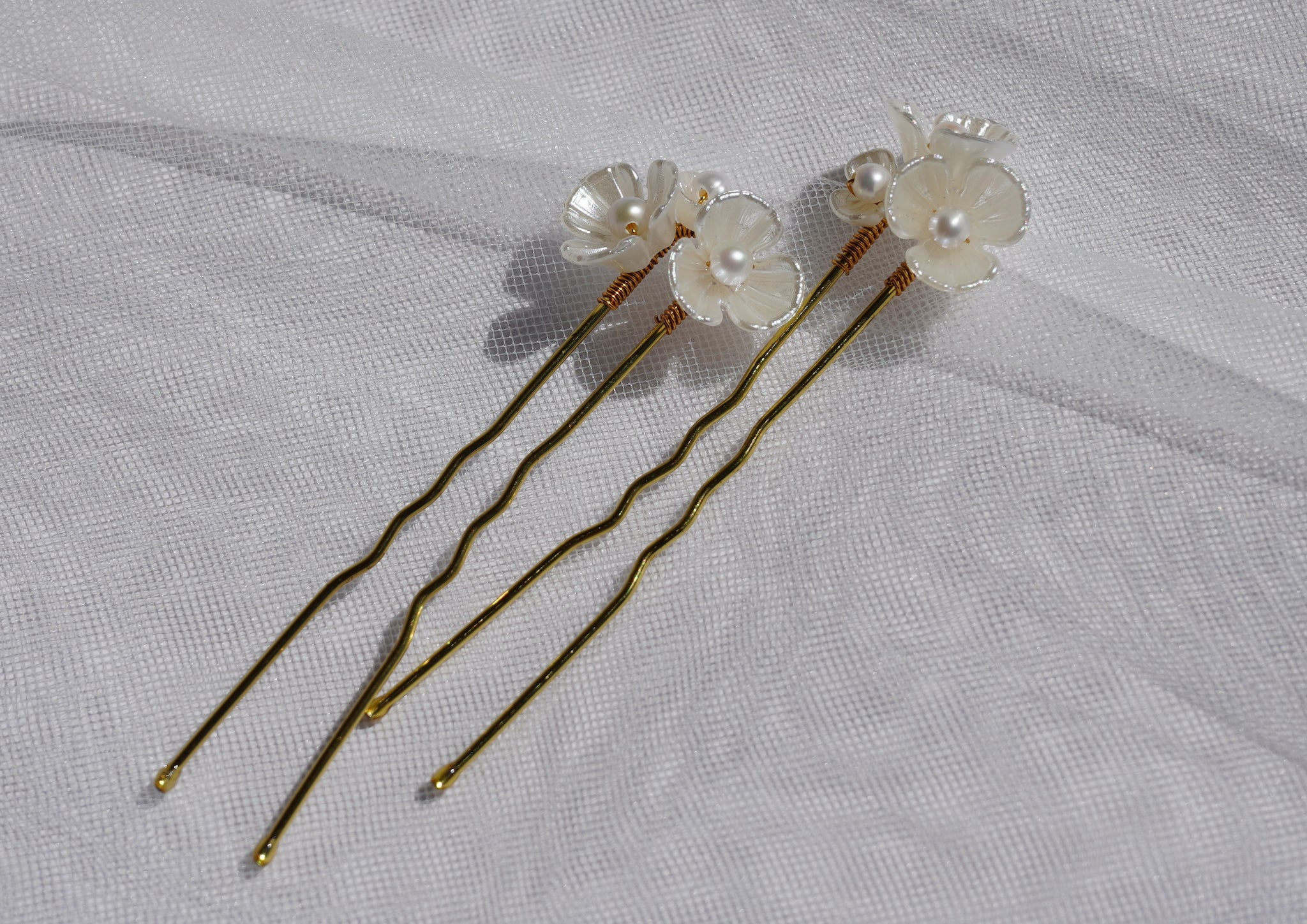 Floral Cluster Hairpins