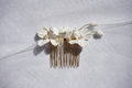 White Flowers and Pearls Comb