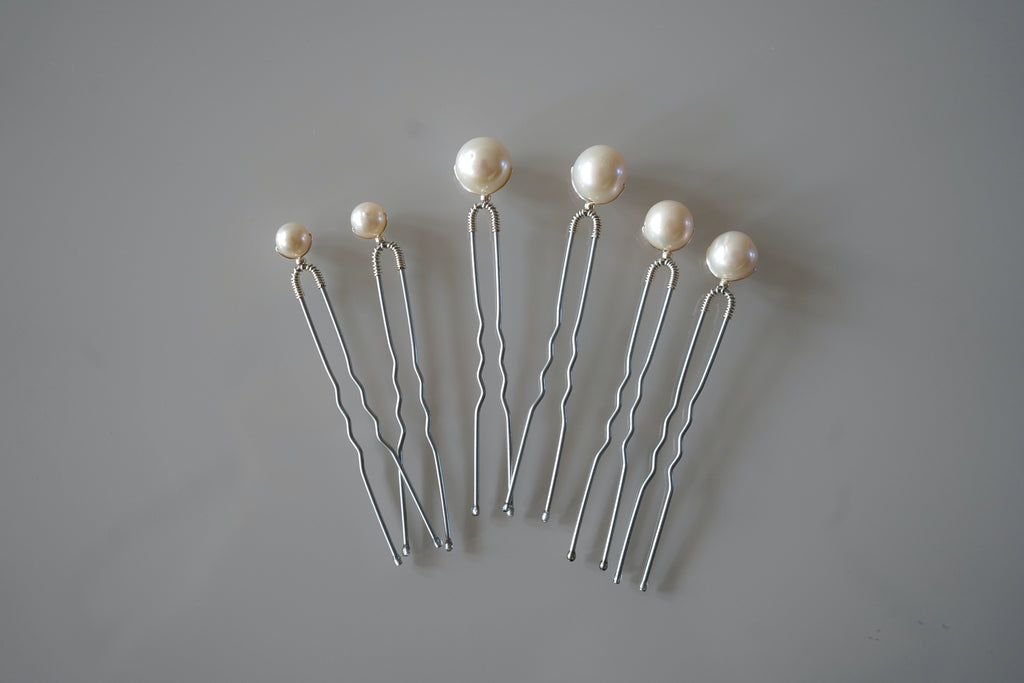 Pearls Hairpin Set
